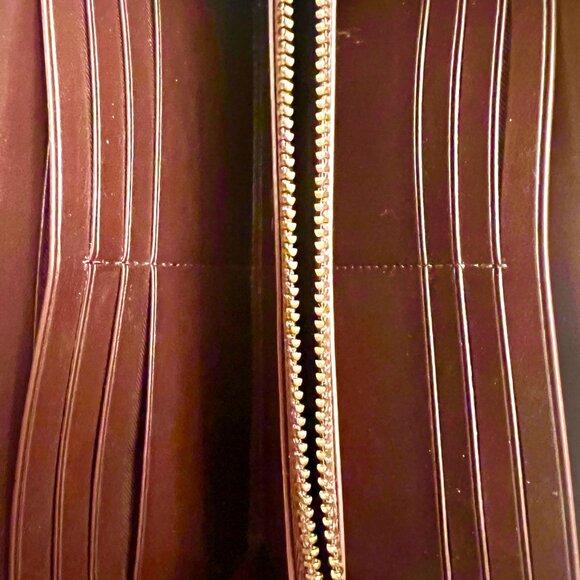 RARE COLOR! COACH Pink Metallic Pebble Leather Accordion Zip Wallet - Picture 11 of 11